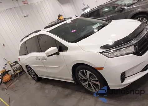 2022 Honda Odyssey Touring from USA, damaged, VIN 5FNRL6H88NB046826
